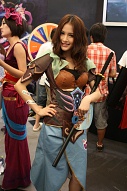 画像ギャラリー No.034のサムネイル画像 / ［CJ 2010］灼熱のChinaJoy 2010をさらに熱くしたコンパニオン写真集を掲載