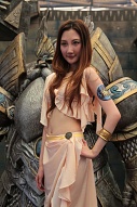 画像ギャラリー No.102のサムネイル画像 / ［CJ 2010］灼熱のChinaJoy 2010をさらに熱くしたコンパニオン写真集を掲載