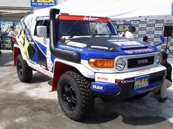 画像ギャラリー No.001のサムネイル画像 / 哀川 翔さんがアジアを駆ける！ 「DiRT3」もサポートする「Show Aikawa World Rally Team」のアジアクロスカントリーラリー2011参戦発表会レポート