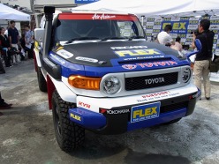 画像ギャラリー No.015のサムネイル画像 / 哀川 翔さんがアジアを駆ける！ 「DiRT3」もサポートする「Show Aikawa World Rally Team」のアジアクロスカントリーラリー2011参戦発表会レポート
