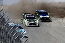 画像ギャラリー No.022のサムネイル画像 / 「DiRT 3」，プロスケーターのパフォーマンスにも注目が集まった発売記念イベントをレポート。ケン・ブロック氏からのメッセージ映像を掲載