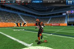 画像ギャラリー No.005のサムネイル画像 / タッチでリアルな戦術を。アメフトアプリ「NFL 2011」，本日配信開始