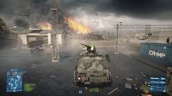 画像ギャラリー No.023のサムネイル画像 / PC版「バトルフィールド 3」の64人が参加するマルチプレイをレポート。銃弾が飛び交い,戦車が地を駆け,戦闘機が空に舞う戦場へ飛び出せ
