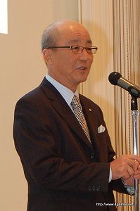 画像ギャラリー No.006のサムネイル画像 / 「テイルズ オブ フェスティバル 2011」をはじめとした15周年記念プロジェクトも発表。「テイルズ オブ」シリーズ15周年記念タイトル発表パーティーの模様をお届け