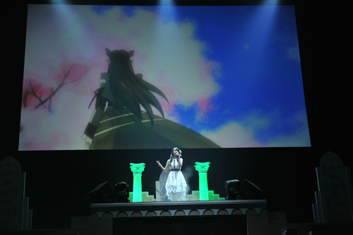 画像ギャラリー No.018のサムネイル画像 / ライブにトーク,そして最新情報の発表にファンが沸いた「シャイニング ファン フェスタ 2014」をレポート