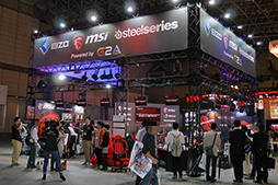 画像ギャラリー No.002のサムネイル画像 / ［TGS 2015］EIZO，垂直144Hz対応の27インチIPSディスプレイ「FORIS FS2735」をTGS会場で国内初披露。話題のスマホ連携を試してみた