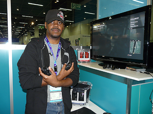画像ギャラリー No.004のサムネイル画像 / ［Gamescom］PlayStation 3のFPSゲーマーは必見!?　Splitfishが新型コントローラ「FragFX Shark」を公開