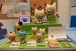 画像ギャラリー No.148のサムネイル画像 / [AMショー]プライズ系ブース総ざらえ。現役中学生モデルも応援に駆けつけた，景品ゾーンの見どころをフォトレポートでお届け