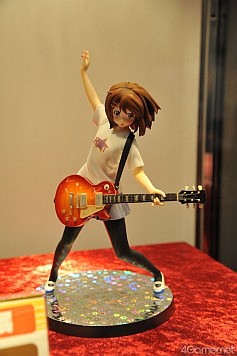 画像ギャラリー No.031のサムネイル画像 / 「もしドラ」「ストライクウィッチーズ」のステージイベントも開催。人気アニメがずらりと並んだセガブース，「第23回プライズフェア 2011 SUMMER」フォトレポート（その3）