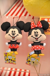 画像ギャラリー No.101のサムネイル画像 / 「もしドラ」「ストライクウィッチーズ」のステージイベントも開催。人気アニメがずらりと並んだセガブース，「第23回プライズフェア 2011 SUMMER」フォトレポート（その3）