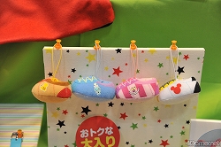 画像ギャラリー No.126のサムネイル画像 / 「もしドラ」「ストライクウィッチーズ」のステージイベントも開催。人気アニメがずらりと並んだセガブース，「第23回プライズフェア 2011 SUMMER」フォトレポート（その3）