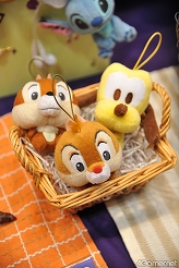 画像ギャラリー No.137のサムネイル画像 / 「もしドラ」「ストライクウィッチーズ」のステージイベントも開催。人気アニメがずらりと並んだセガブース，「第23回プライズフェア 2011 SUMMER」フォトレポート（その3）