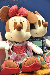 画像ギャラリー No.184のサムネイル画像 / 「もしドラ」「ストライクウィッチーズ」のステージイベントも開催。人気アニメがずらりと並んだセガブース，「第23回プライズフェア 2011 SUMMER」フォトレポート（その3）