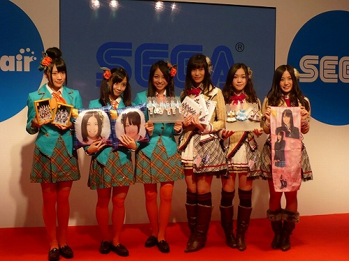 画像ギャラリー No.007のサムネイル画像 / ［AMショー2011］SKE48がUFOキャッチャーで対決，モデルの菜々緒さんは大量のぬいぐるみをゲット。セガプライズブース2日ぶんのイベントレポート