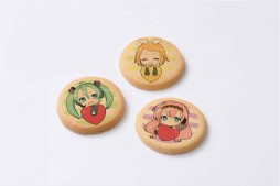 画像ギャラリー No.007のサムネイル画像 / 1〜2月に登場する「初音ミク」関連のプライズ公開。お菓子缶や缶バッジなど