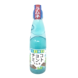 画像ギャラリー No.001のサムネイル画像 / 「チョコミントラムネ」がセガのゲームセンター183店舗限定で7月13日から登場