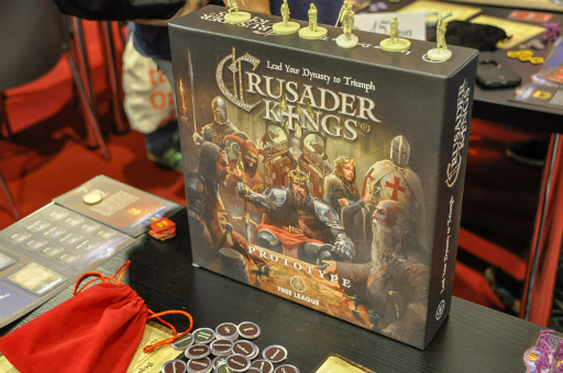 画像ギャラリー No.009のサムネイル画像 / ［SPIEL'18］ボードゲーム版「Crusader Kings」の試遊＆インタビュー。一族の繁栄，陰謀，そして十字軍など，PC版のエッセンスはそのままだ