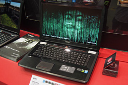 画像ギャラリー No.017のサムネイル画像 / ［COMPUTEX］“3K”液晶パネル採用モデルや液晶内蔵タッチパッド搭載モデルなど，MSIがゲーマー向けノートPCのラインナップを強化