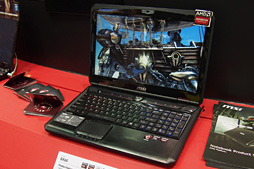 画像ギャラリー No.021のサムネイル画像 / ［COMPUTEX］“3K”液晶パネル採用モデルや液晶内蔵タッチパッド搭載モデルなど，MSIがゲーマー向けノートPCのラインナップを強化