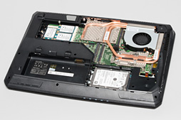 画像ギャラリー No.028のサムネイル画像 / 【PR】「GeForce GTX 880M」搭載のゲーマー向けノートPC「GT70 2PE Dominator Pro」がMSIからさっそく登場。実力を徹底的にチェックしてみた