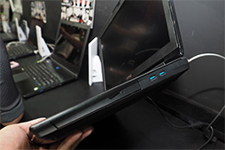 画像ギャラリー No.005のサムネイル画像 / ［COMPUTEX］MSIのゲーマー向けノートPC，最上位モデルの新型は見た目がぐっと今風に。3Kパネル搭載の薄型モデルも