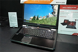 画像ギャラリー No.014のサムネイル画像 / ［COMPUTEX］MSIのゲーマー向けノートPC，最上位モデルの新型は見た目がぐっと今風に。3Kパネル搭載の薄型モデルも