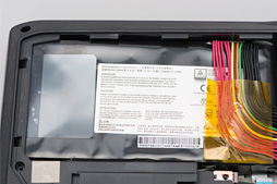 画像ギャラリー No.025のサムネイル画像 / メカニカルキーボード搭載のMSI製ノートPC「GT80 2QE Titan SLI」レビュー。実勢価格50万円の怪物をじっくりテストしてみた