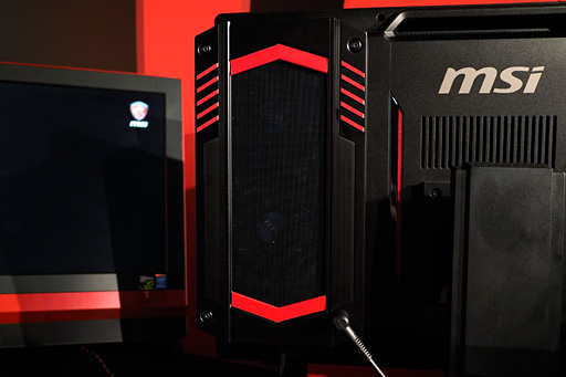 画像ギャラリー No.004のサムネイル画像 / ［COMPUTEX］ゲーマー向け液晶一体型PCがとうとう市販のグラフィックスカード増設に対応。MSIが展示