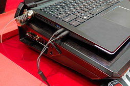 画像ギャラリー No.004のサムネイル画像 / ［COMPUTEX］MSIのノートPC用外付けグラフィックスボックスは，より小さく薄く，圧倒的に使いやすく進化