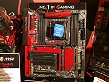 ［COMPUTEX］Skylake時代の新機能を先取り（？）した，七色に光るマザーボード。MSI「X99A GODLIKE GAMING」