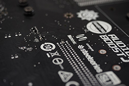 画像ギャラリー No.012のサムネイル画像 / ゲームに特化するMSIが「Z170」チップセット搭載マザーボードを披露。その特徴も明らかに