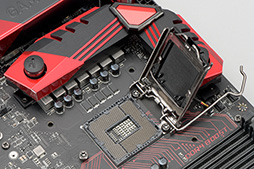 画像ギャラリー No.005のサムネイル画像 / 「Z170A GAMING M9 ACK」を細かくチェック。MSIのゲーマー向けハイエンドZ170マザーボード,その価値は?