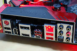 画像ギャラリー No.042のサムネイル画像 / 「Z170A GAMING M9 ACK」を細かくチェック。MSIのゲーマー向けハイエンドZ170マザーボード,その価値は?