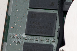 画像ギャラリー No.025のサムネイル画像 / 14インチ薄型筐体にGTX 970M搭載。MSIの意欲的なゲーマー向け小型ノートPC「GS40 6QE Phantom」を試す