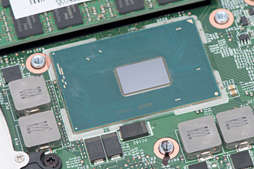 画像ギャラリー No.026のサムネイル画像 / 14インチ薄型筐体にGTX 970M搭載。MSIの意欲的なゲーマー向け小型ノートPC「GS40 6QE Phantom」を試す