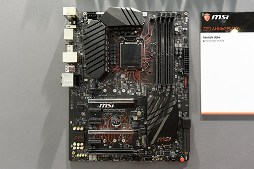 画像ギャラリー No.002のサムネイル画像 / ［COMPUTEX］Kaby Lake対応？ MSIが正体不明の次世代マザーボードプロトタイプを展示中