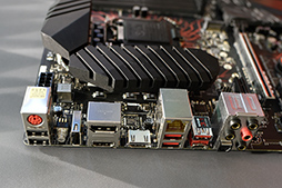 画像ギャラリー No.006のサムネイル画像 / ［COMPUTEX］Kaby Lake対応？ MSIが正体不明の次世代マザーボードプロトタイプを展示中