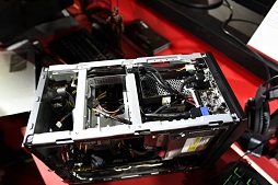 画像ギャラリー No.014のサムネイル画像 / ［COMPUTEX］MSI，「Nightblade」で日本国内のゲーマー向け小型デスクトップ市場へ参入