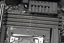 画像ギャラリー No.007のサムネイル画像 / Broadwell-E最適化を謳う高級マザーボード「X99A GODLIKE GAMING CARBON」の特徴をチェックしてみた