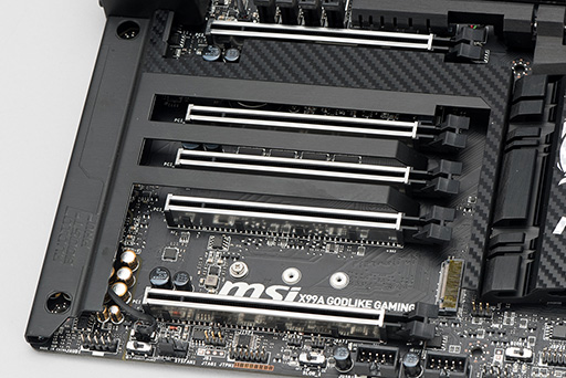 画像ギャラリー No.009のサムネイル画像 / Broadwell-E最適化を謳う高級マザーボード「X99A GODLIKE GAMING CARBON」の特徴をチェックしてみた