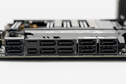 画像ギャラリー No.012のサムネイル画像 / Broadwell-E最適化を謳う高級マザーボード「X99A GODLIKE GAMING CARBON」の特徴をチェックしてみた