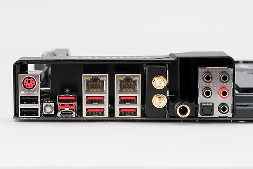 画像ギャラリー No.014のサムネイル画像 / Broadwell-E最適化を謳う高級マザーボード「X99A GODLIKE GAMING CARBON」の特徴をチェックしてみた