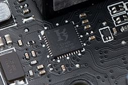 画像ギャラリー No.017のサムネイル画像 / Broadwell-E最適化を謳う高級マザーボード「X99A GODLIKE GAMING CARBON」の特徴をチェックしてみた