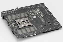 画像ギャラリー No.024のサムネイル画像 / Broadwell-E最適化を謳う高級マザーボード「X99A GODLIKE GAMING CARBON」の特徴をチェックしてみた
