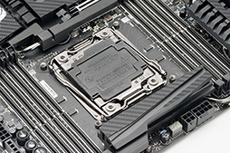 画像ギャラリー No.032のサムネイル画像 / Broadwell-E最適化を謳う高級マザーボード「X99A GODLIKE GAMING CARBON」の特徴をチェックしてみた