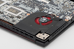 画像ギャラリー No.028のサムネイル画像 / MSI「GS73VR 6RF Stealth Pro」レビュー。薄型筐体にGTX 1060搭載のノートPC,その性能と発熱をチェックする