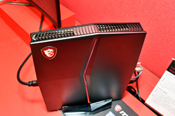 画像ギャラリー No.012のサムネイル画像 / ［COMPUTEX］ゲームとVRに本気すぎるMSI，ついに「操作に合わせて動くシート」を本社工場で製造してデモ展示
