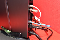 画像ギャラリー No.014のサムネイル画像 / ［COMPUTEX］ゲームとVRに本気すぎるMSI，ついに「操作に合わせて動くシート」を本社工場で製造してデモ展示
