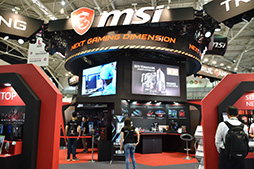 画像ギャラリー No.002のサムネイル画像 / ［COMPUTEX］MSIが同社初のゲーマー向けディスプレイ「Optix」を発表。垂直144Hz対応の湾曲型VA液晶を採用する2製品を7月に投入