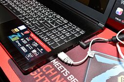 画像ギャラリー No.006のサムネイル画像 / ［COMPUTEX］MSIのMax-Q採用ノートPCは，従来と同じ筐体で何が変わった？ 横スクロールSTGのボス的デザイン採用マザーなどとまとめてチェック